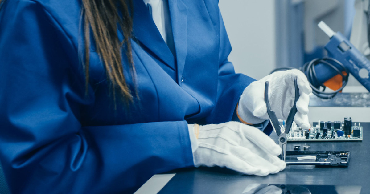 Choose the Optimal Electronics Manufacturer for New Product Prototyping