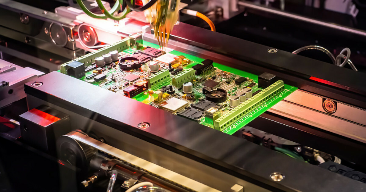 How PCB Cloud Manufacturing Can Drive IoT Hardware Innovation